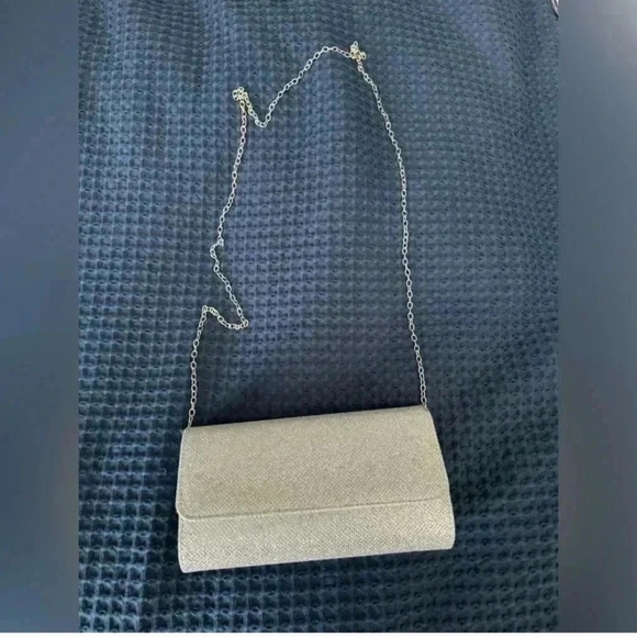 Amazon Handbags - Elegant Silver Glittery Shoulder Bag